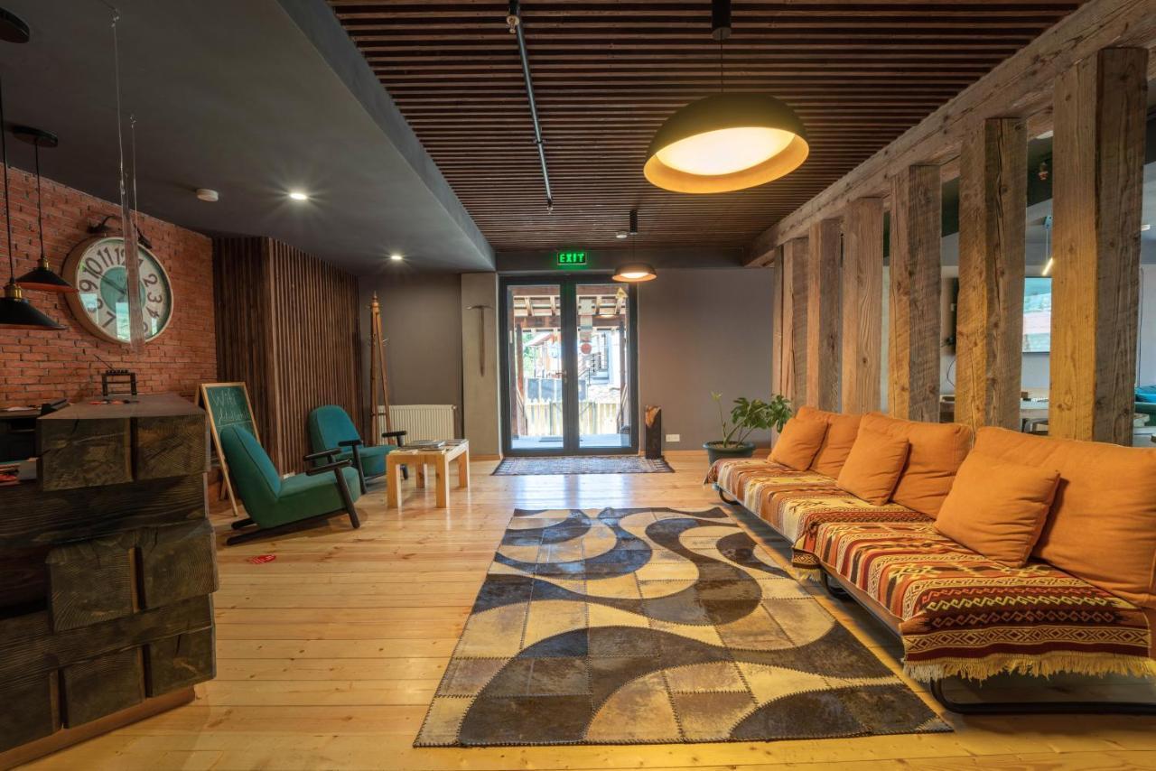 Hotel Lahili Местія Екстер'єр фото