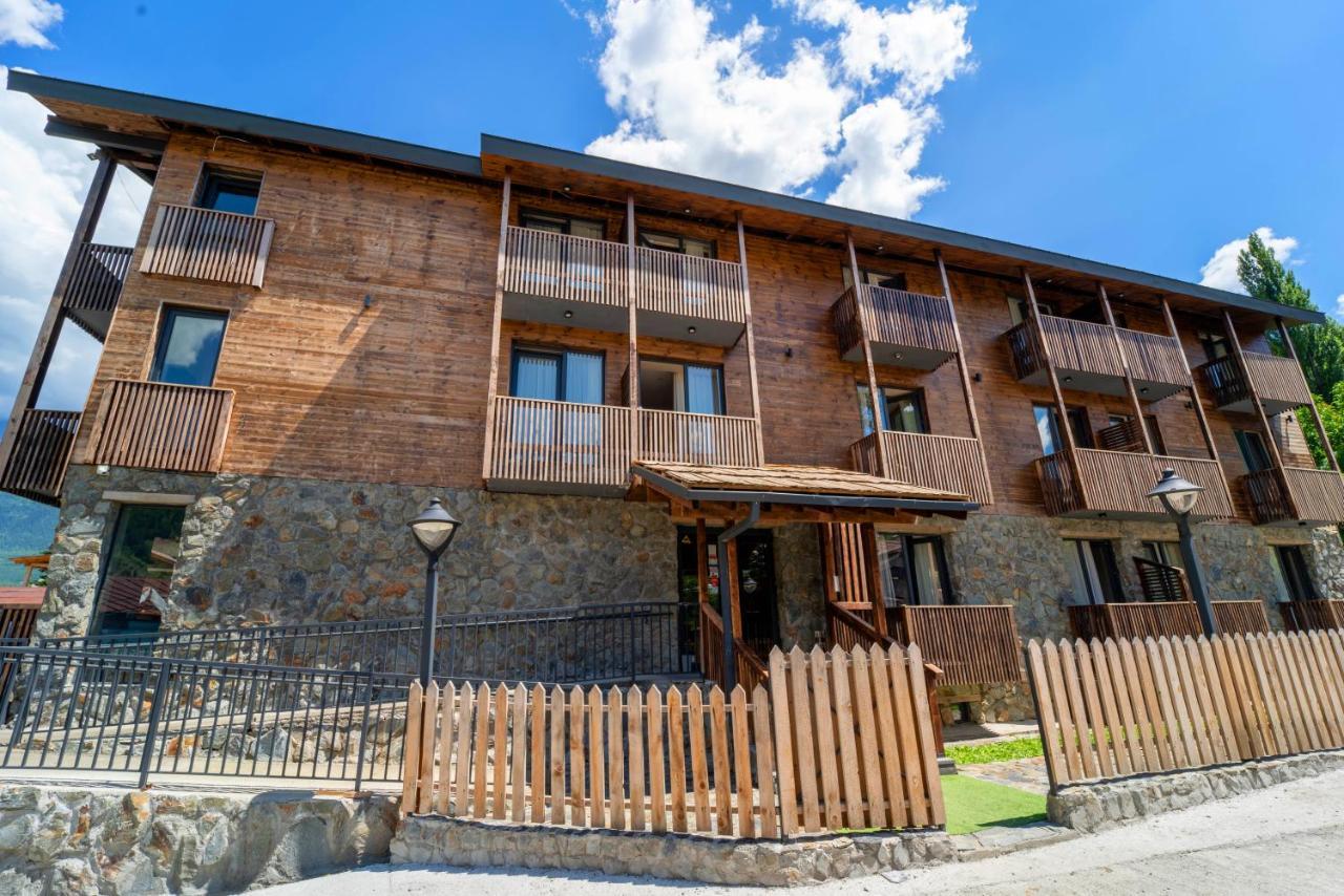 Hotel Lahili Местія Екстер'єр фото