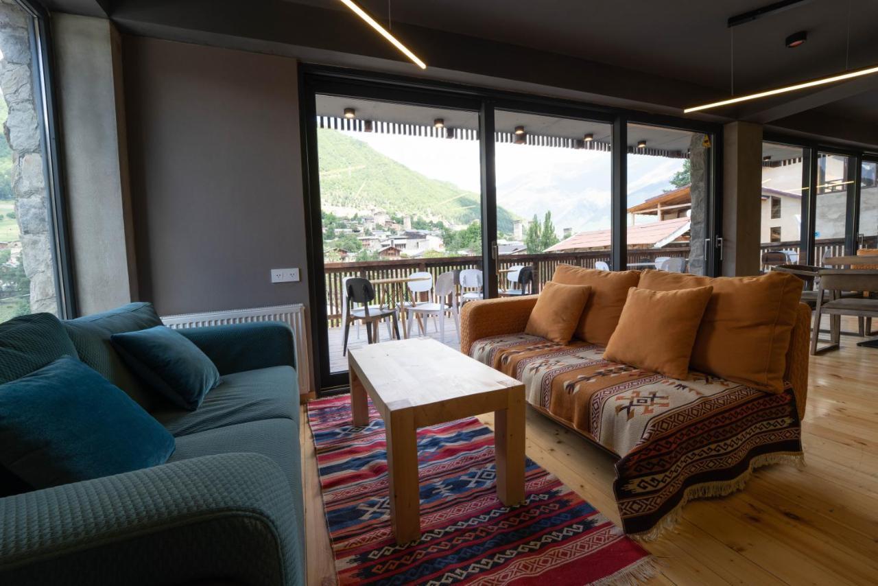 Hotel Lahili Местія Екстер'єр фото