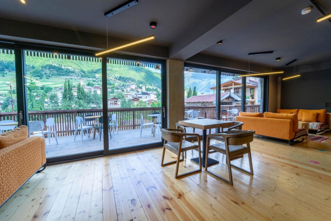 Hotel Lahili Местія Екстер'єр фото