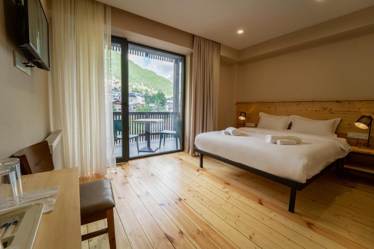 Hotel Lahili Местія Екстер'єр фото