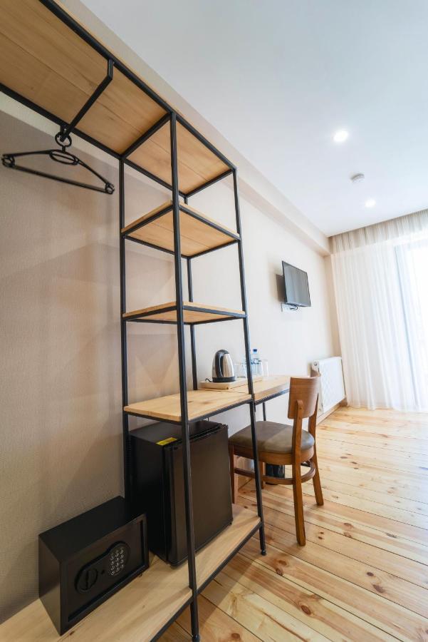 Hotel Lahili Местія Екстер'єр фото