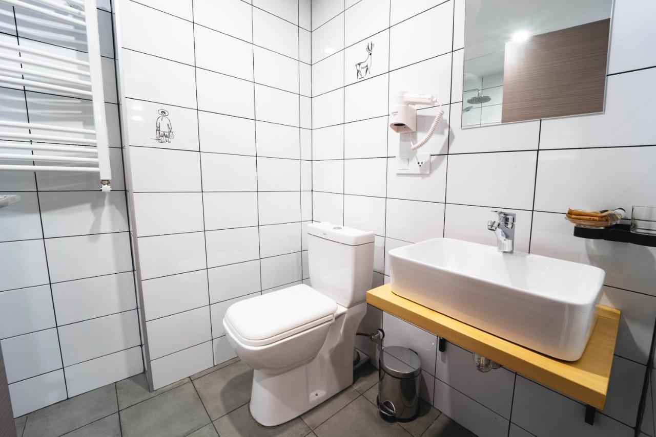 Hotel Lahili Местія Екстер'єр фото
