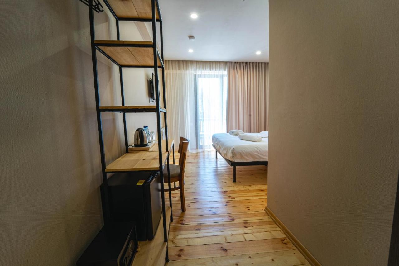 Hotel Lahili Местія Екстер'єр фото