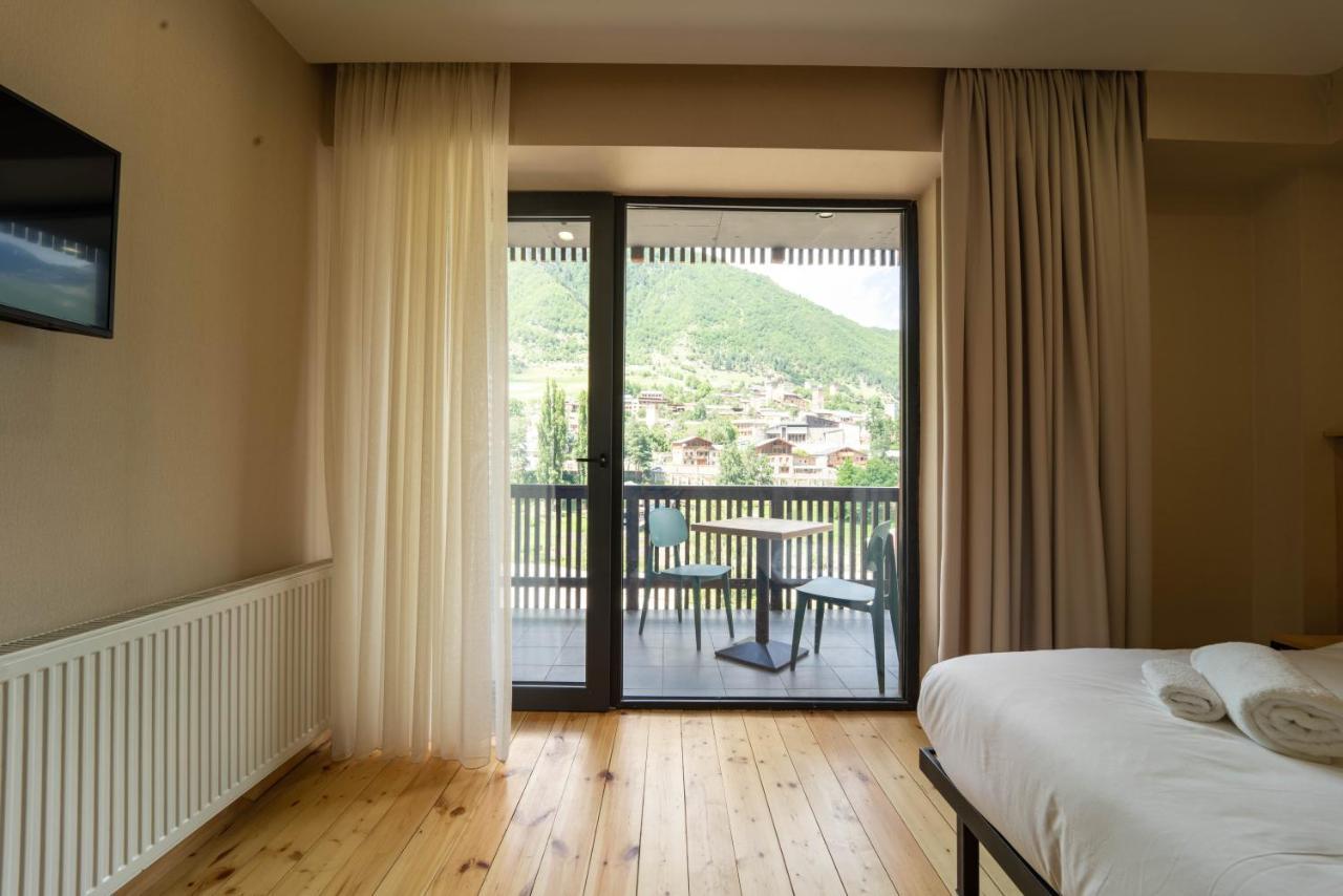 Hotel Lahili Местія Екстер'єр фото