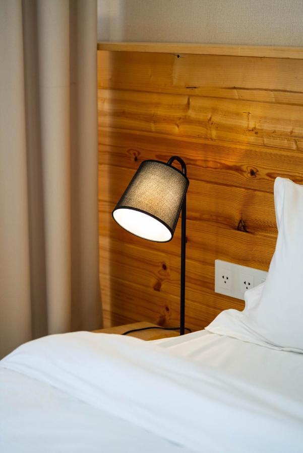Hotel Lahili Местія Екстер'єр фото